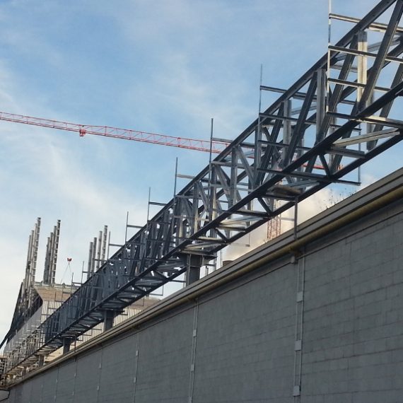 Steel structures for racks and accessory structures for the Plaxil plant 8